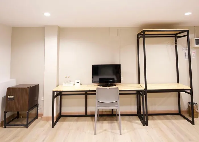 Little Rooms