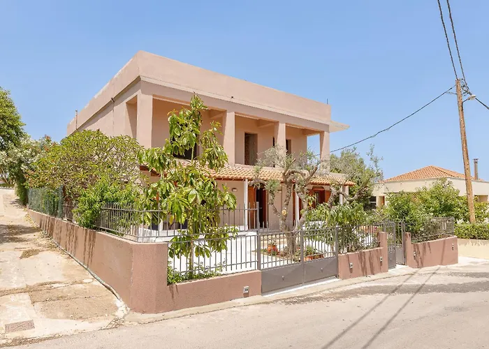 Lyria Hotel Apartments