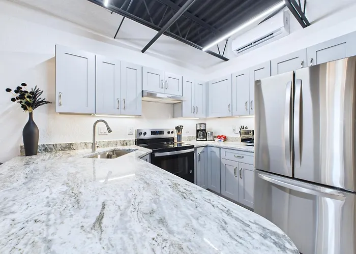 Chic Loft Retreat Near Port Canaveral -Unit 202