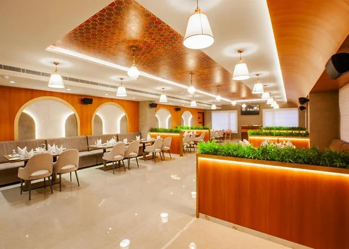 Hotel Dreamland Residency