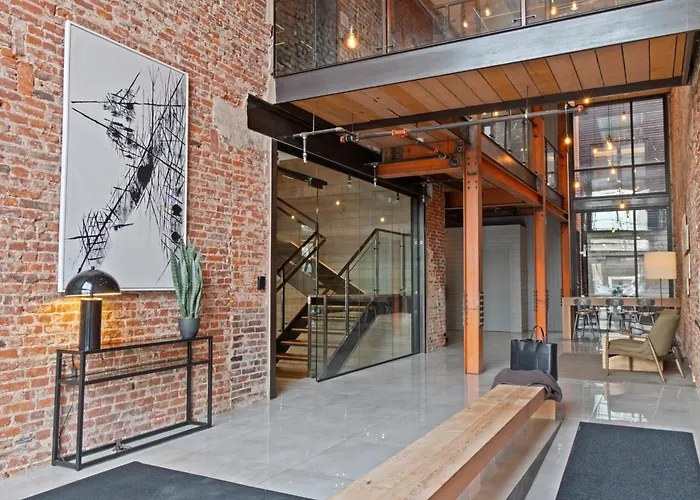 Sosuite At The Queen - Queen Village