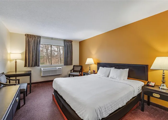 Econolodge Whitehall