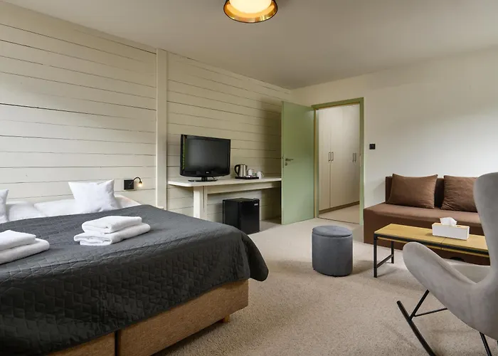 Hotel Adam