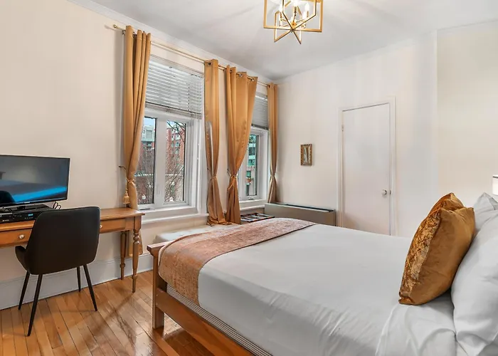 Hotel Charles-Alexandre - Par Aneyro
