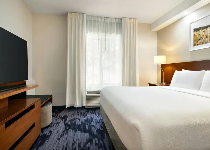 Fairfield Inn & Suites Savannah I-95 South