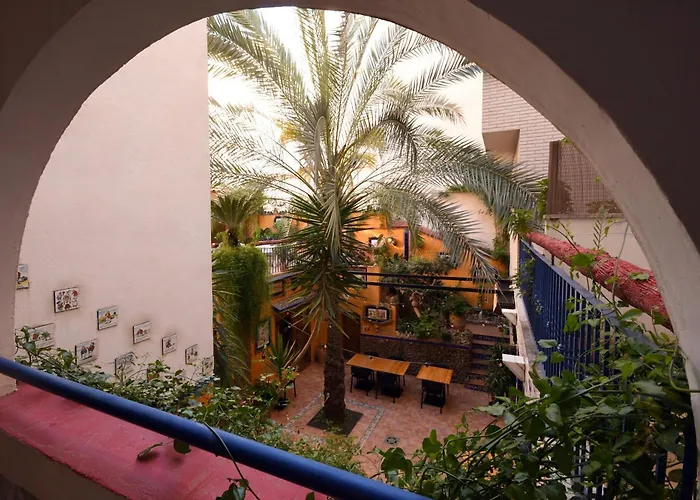 El Cami Hotel