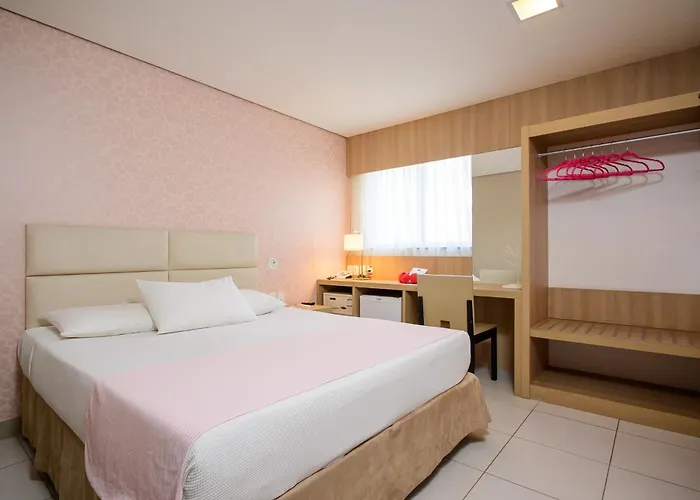 Iu-á Hotel