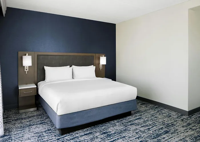 Courtyard By Marriott Wilmington Downtown/Historic District Hotel