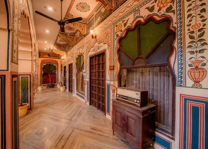 The Shahi Palace Mandawa A Heritage Boutique Haveli Hotel