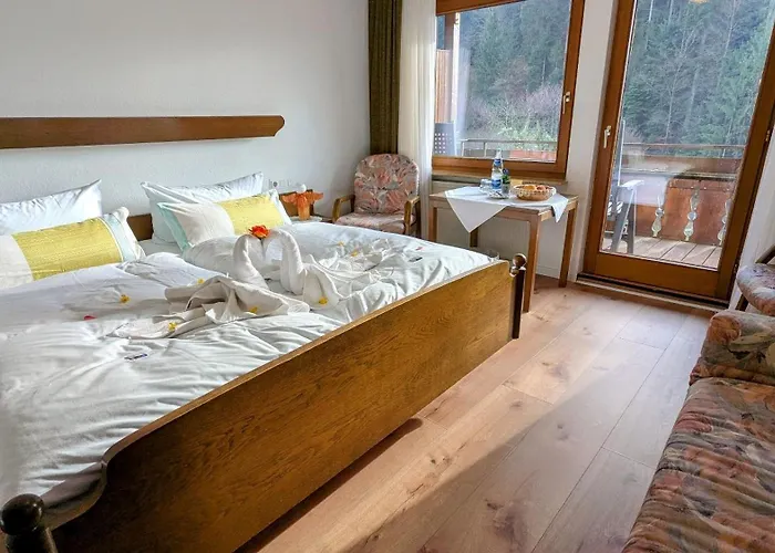 Decker's Bio Hotel zum Lamm