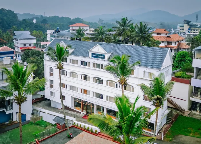 Seasons Thekkady