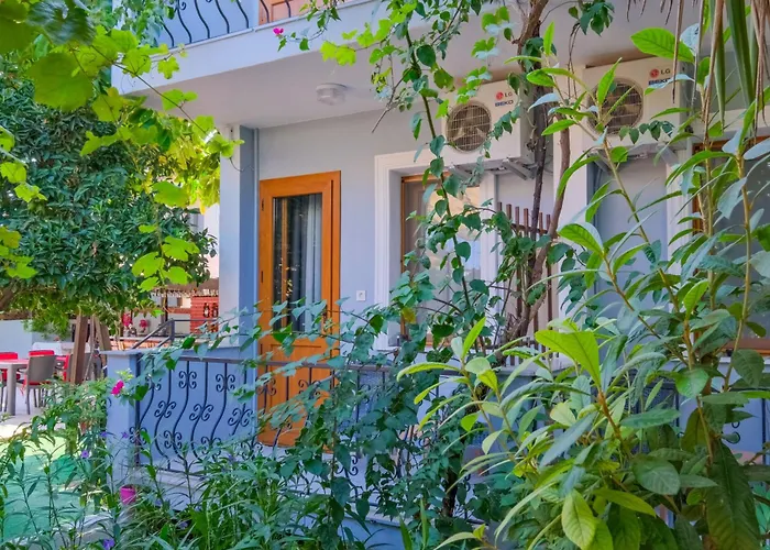 Garden Bloom Hotel