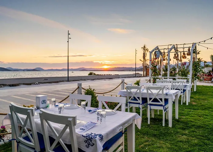 Uras Beach Hotel