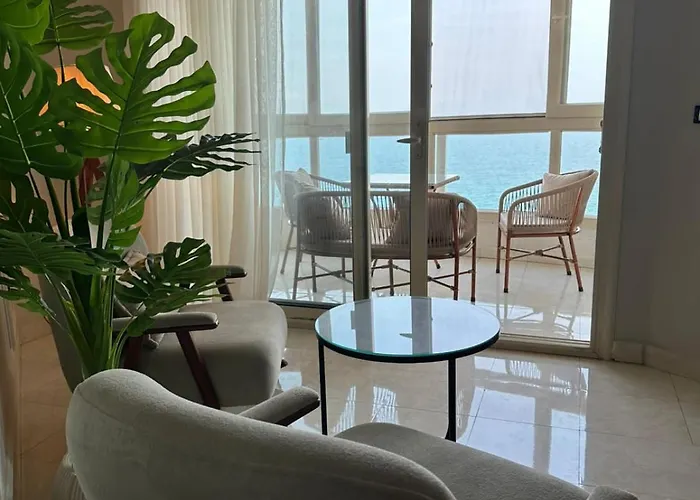 Miramar Boutique Hotel