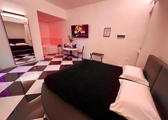 Alchimia Luxury Suites