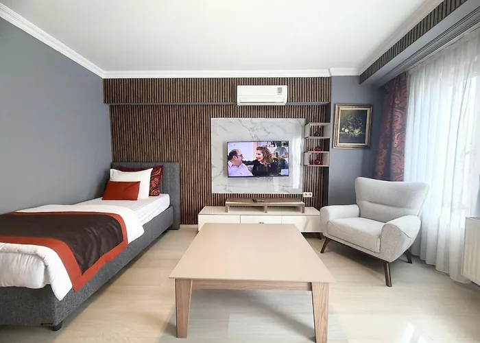 Class Suit Residence