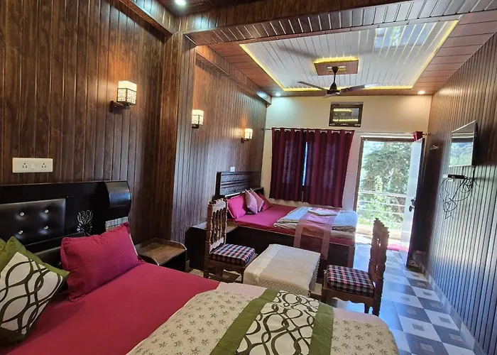 Bisht Hotel And Restaurant