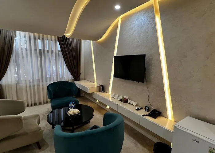 Ohu Palace Hotel