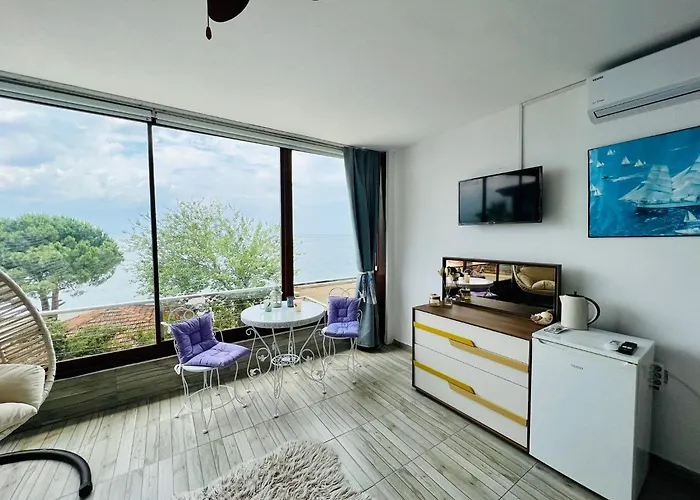 Ella Willa Suite House Butik Otel