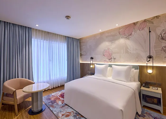 Iconiqa - The Lifestyle Hotel Of Mumbai
