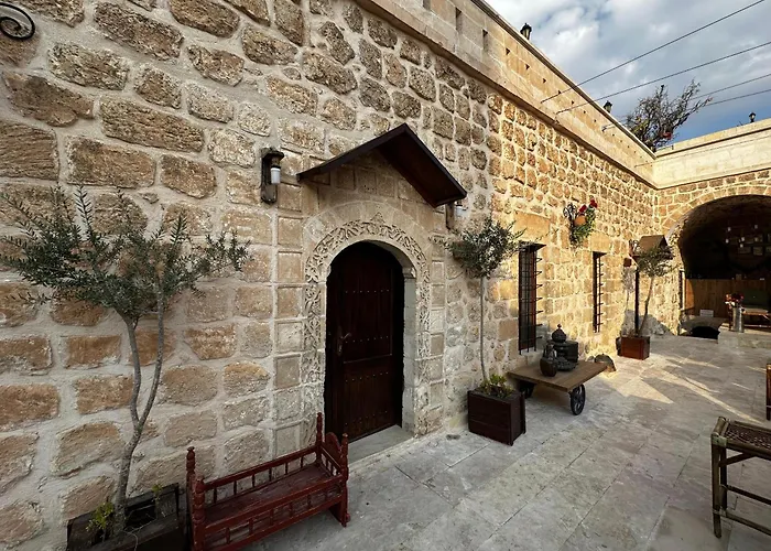 ŞAHMERAN HOTEL&Cafee