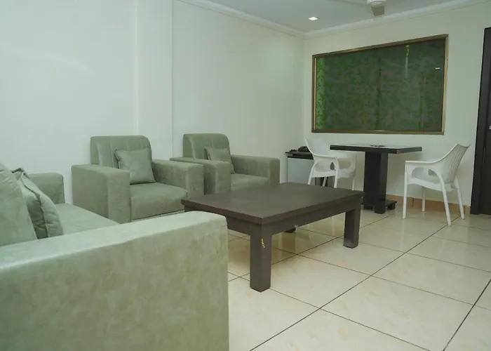 Hotel Grand Leela Krishna