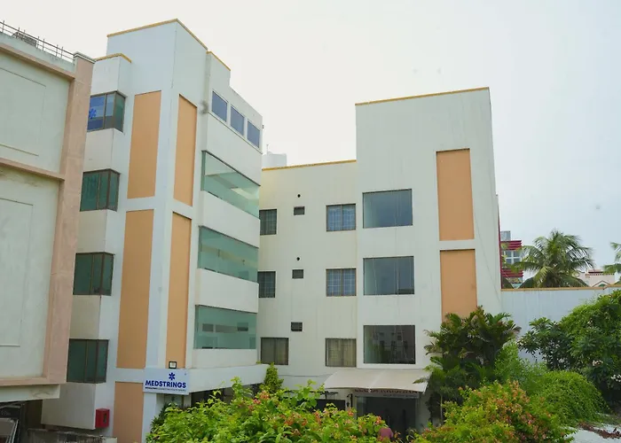 Hotel Grand Leela Krishna