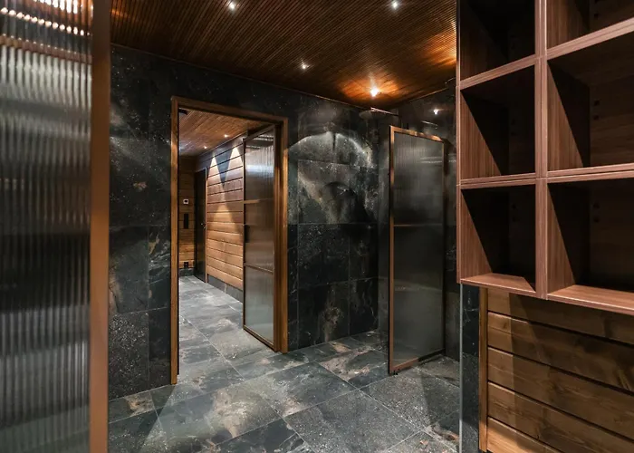 Skyra Retreat