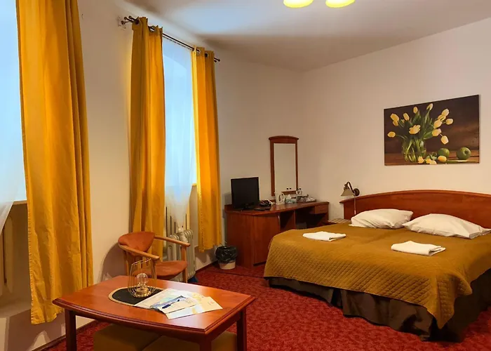 Hotel Przy Oslej Bramie - Zamek Ksiaz