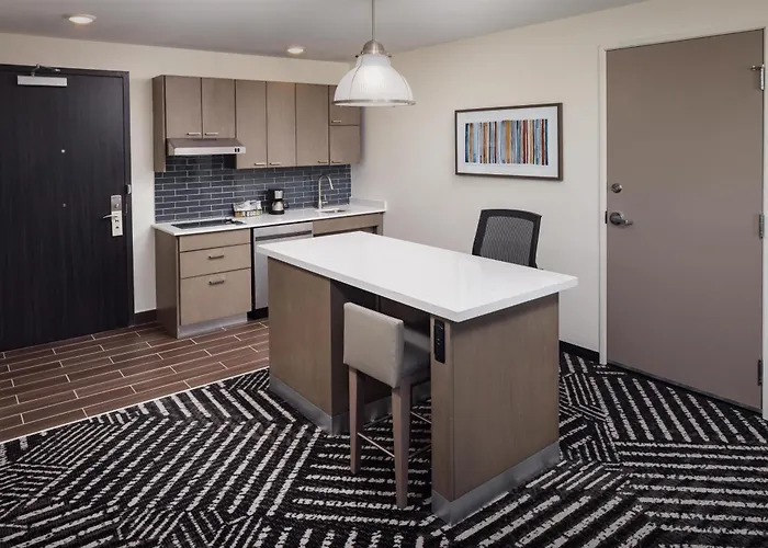 Hyatt House Royal Oak / Birmingham