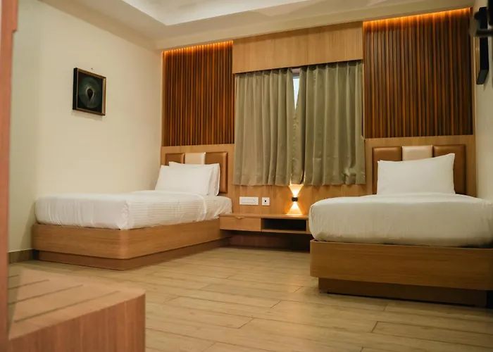 Hotel M7 Plaza