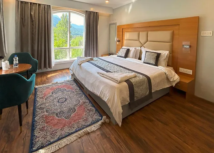 Forest Hill Resorts