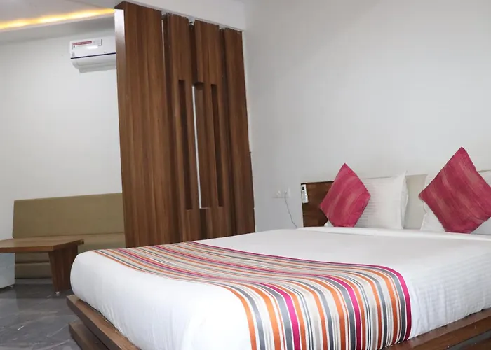 Hotel Rajpath Inn