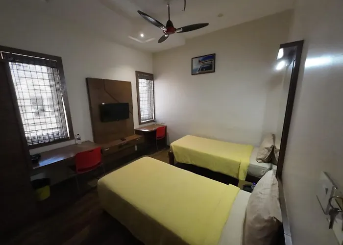 Hotel Grand Inn Jamkhandi