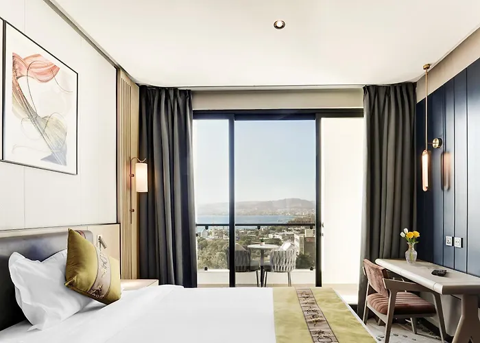 April Hotel