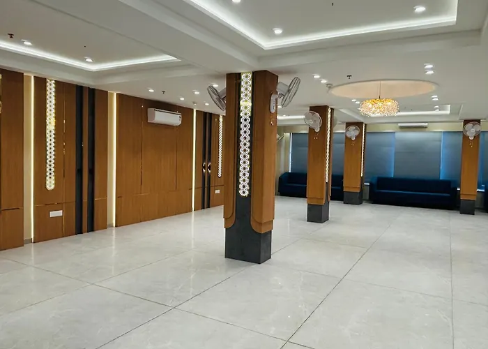 Mg Plaza Hotel