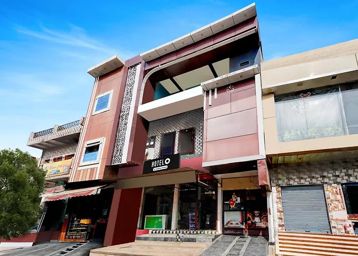 Super Hotel O Bhuteshwar Mahadev Temple Formerly Raghav Guest House
