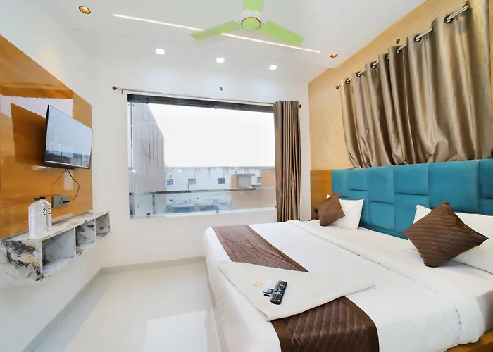 Hotel Yash Palace