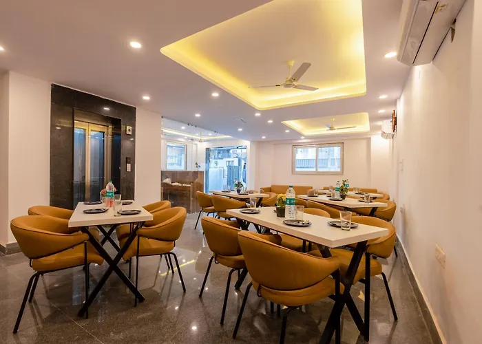Hotel Park Tree I Sec-63A I Noida I Couple Friendly And Corporate Rooms Available