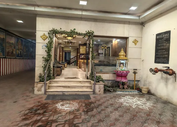 Hotel Raya'S Annexe 1