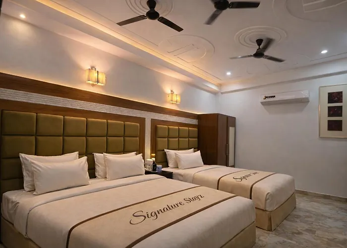 Atlantiis Suites By Signature Stayz Near Taj Mahal