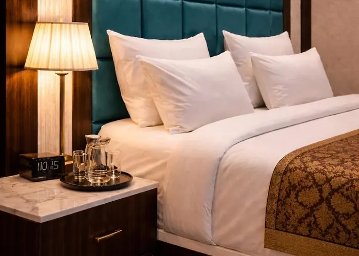 The Amar Singh Palace By Signature Stayz Near Taj Mahal