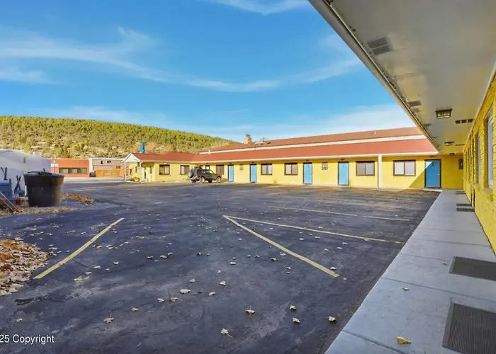 Arrowhead Motel Double Room At Sundance