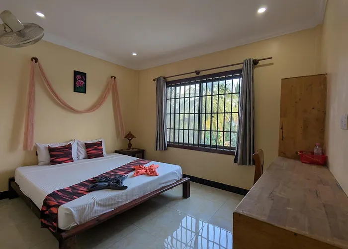 Blue Diamond Hostel