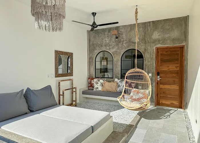 El Tropico Boutique Hotel