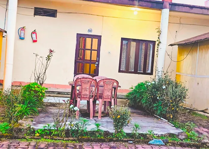 Himvadi Resorts Kausani
