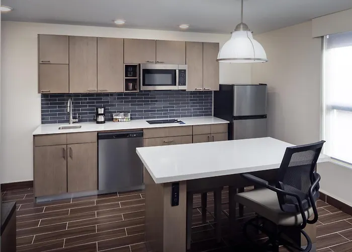 Hyatt House Royal Oak / Birmingham