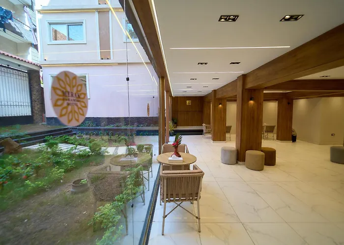 Merak Pyramids Hotel