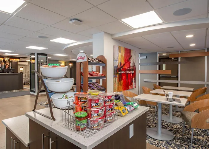 Coast Calgary Downtown Hotel & Suites By Apa