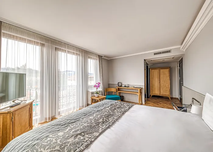 Hotel Studio